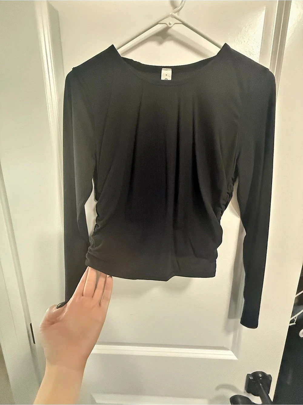 lululemon All It Takes Long Sleeve Long Sleeve Top in Black Size 8 Like New